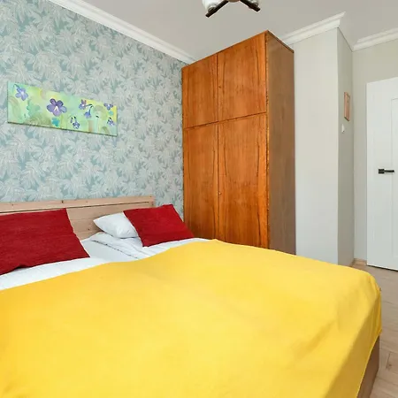 Appartamento Wyjatkowy W Stylu Vintage Z Balkonem By Renters Łódź